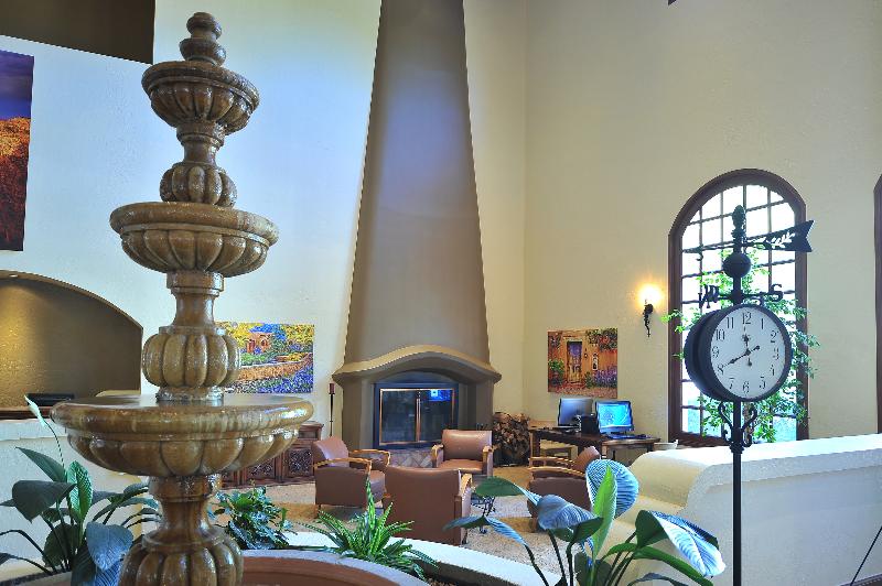 Los Abrigados Resort And Spa