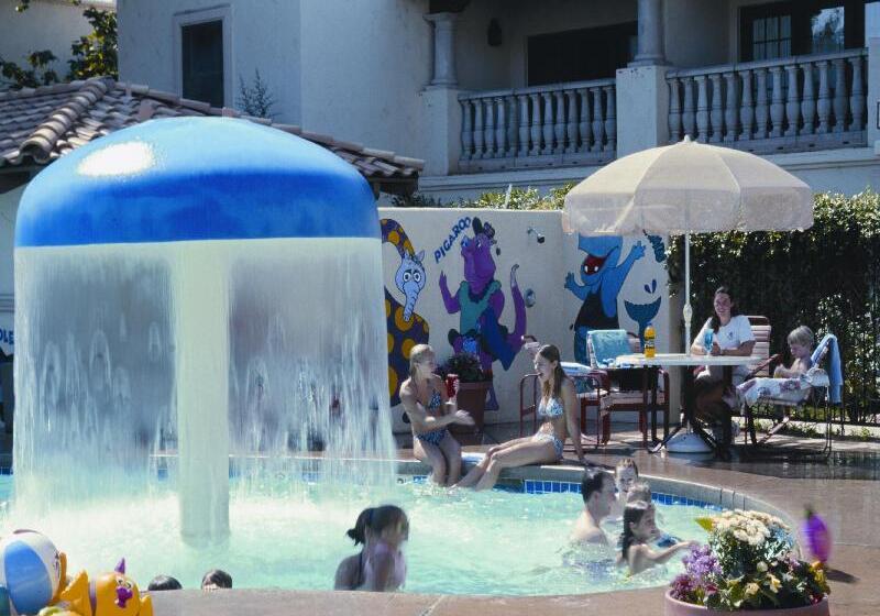 Los Abrigados Resort And Spa