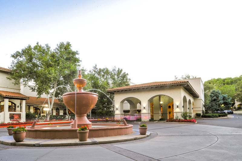 Los Abrigados Resort And Spa