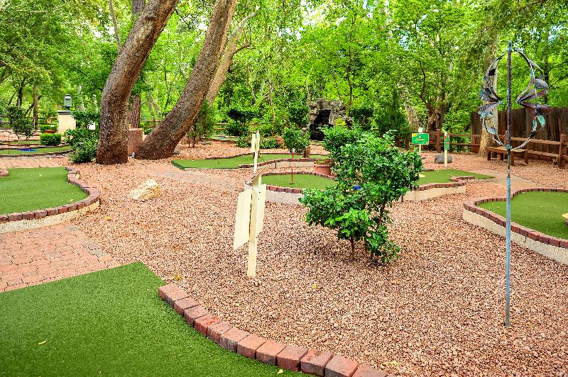 Los Abrigados Resort And Spa