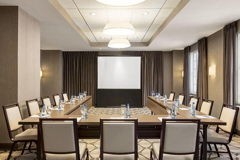 Magnolia Hotel St. Louis, A Tribute Portfolio