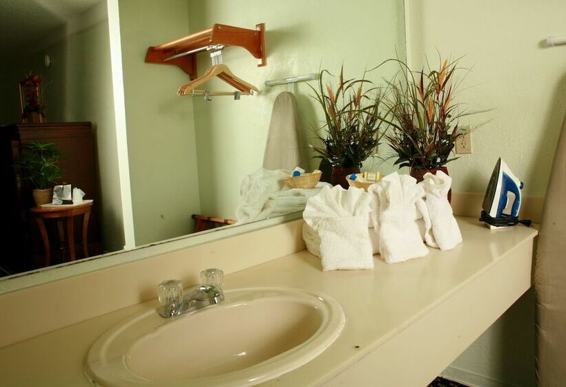 Magnuson Hotel Little Rock South