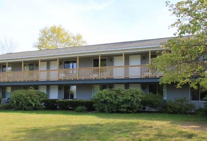 Majestic Regency Resort