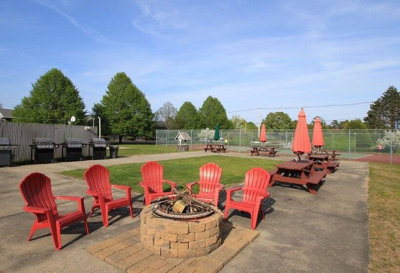 Majestic Regency Resort