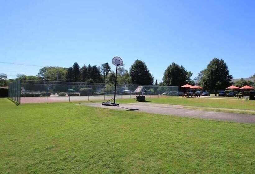 Majestic Regency Resort