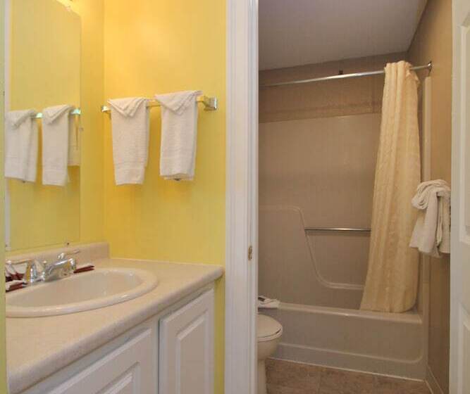 Majestic Regency Resort