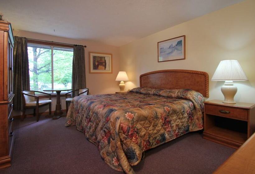 Majestic Regency Resort