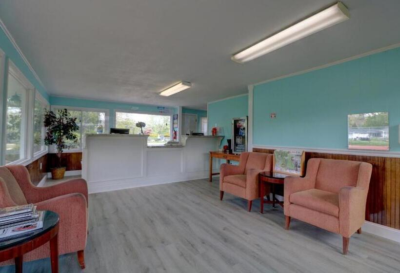 Majestic Regency Resort