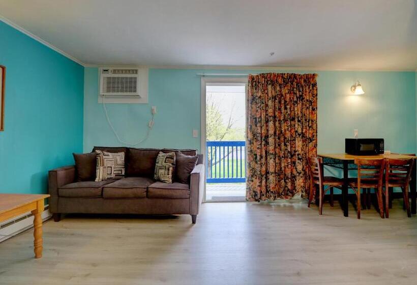 Majestic Regency Resort