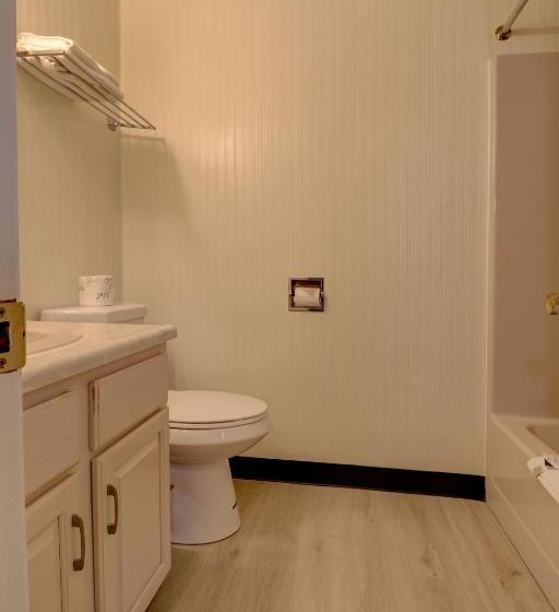 Majestic Regency Resort