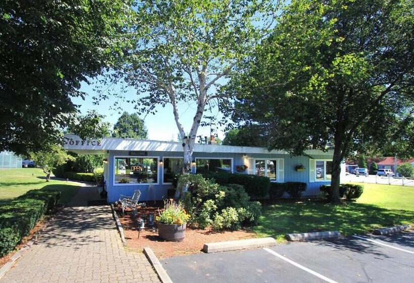 Majestic Regency Resort