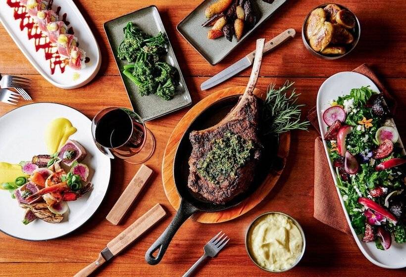 Mauna Kea Beach Hotel, Autograph Collection