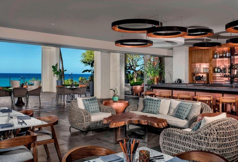 Mauna Kea Beach Hotel, Autograph Collection