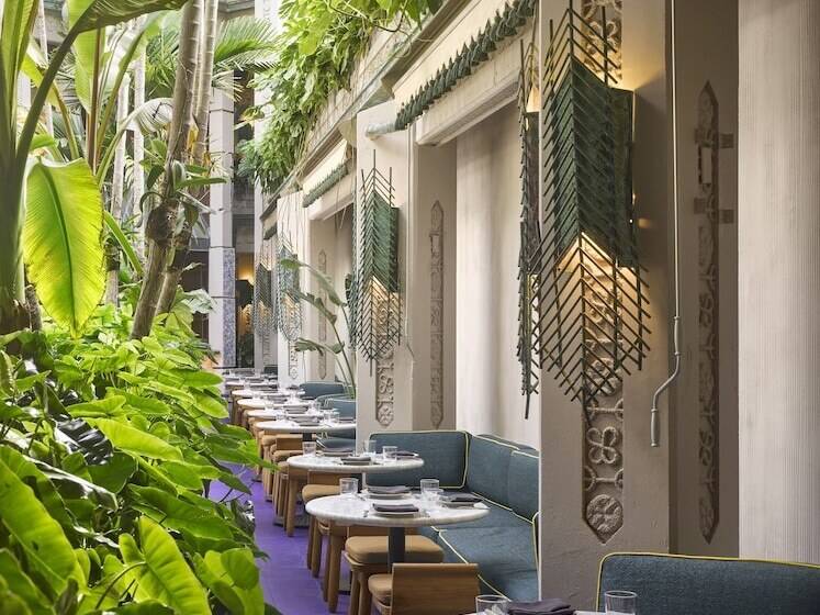 Mayfair House Hotel & Garden