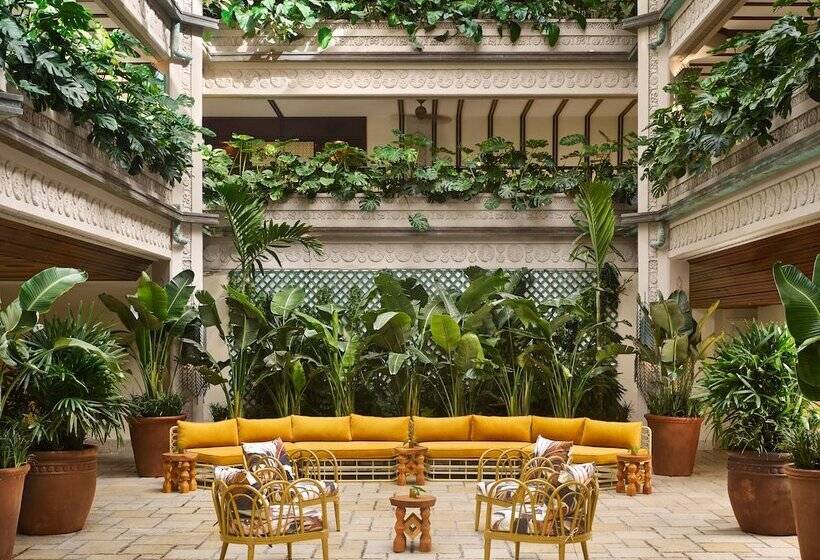 Mayfair House Hotel & Garden