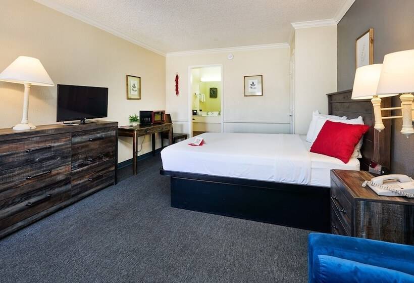 هتل San Mateo Inn