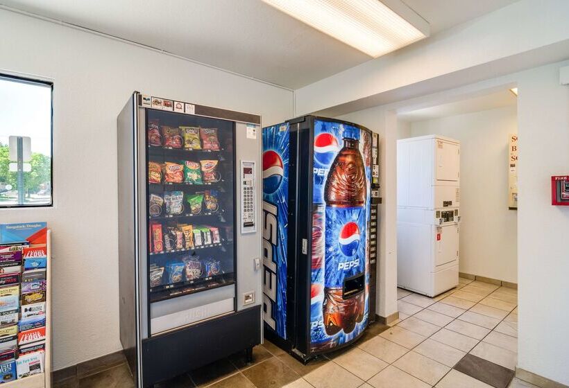 Motel 6 Schiller Park, Il   Chicago O Hare