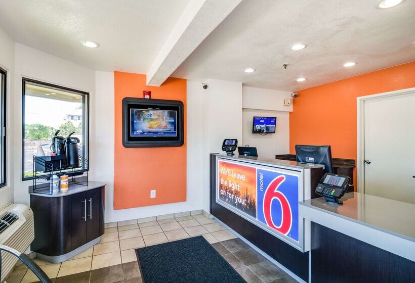 Motel 6 Schiller Park, Il   Chicago O Hare