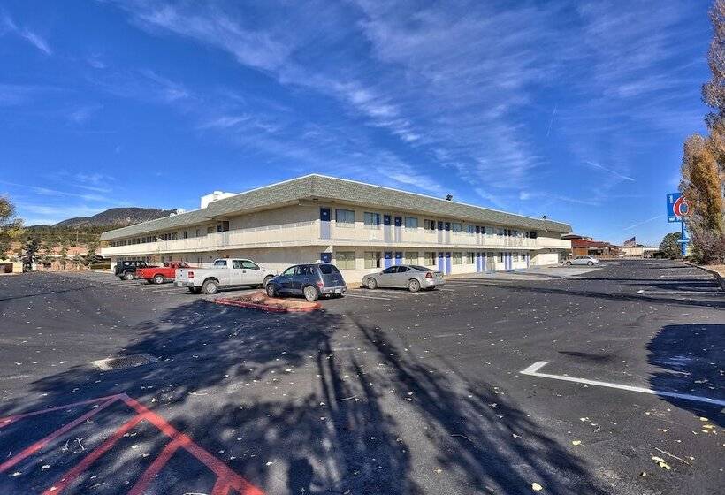 Motel 6 Flagstaff, Az   Butler