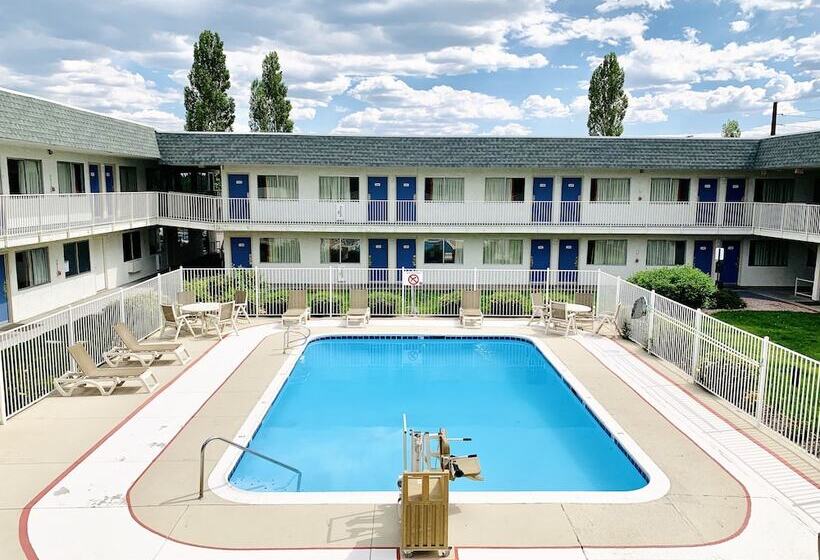 Motel 6 Flagstaff, Az   Butler