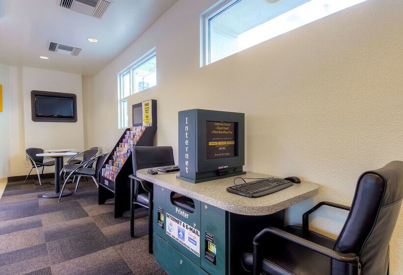 Motel 6 Las Vegas, Nv   Tropicana