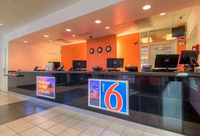 Motel 6 Las Vegas, Nv   Tropicana