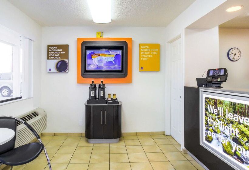 Motel 6 Medford, Or   North