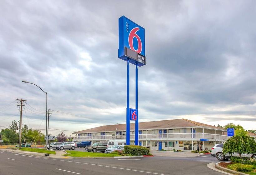 Motel 6 Medford, Or   North