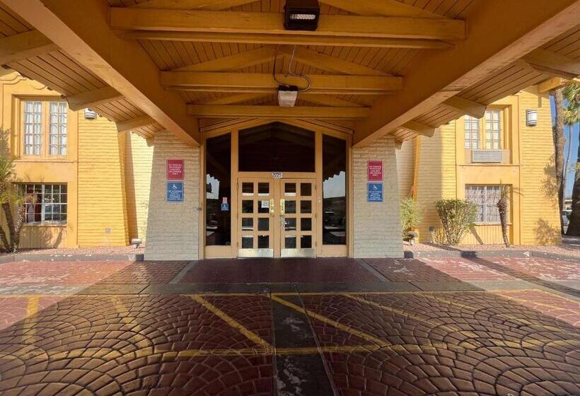 Motel 6 Phoenix, Az   Midtown