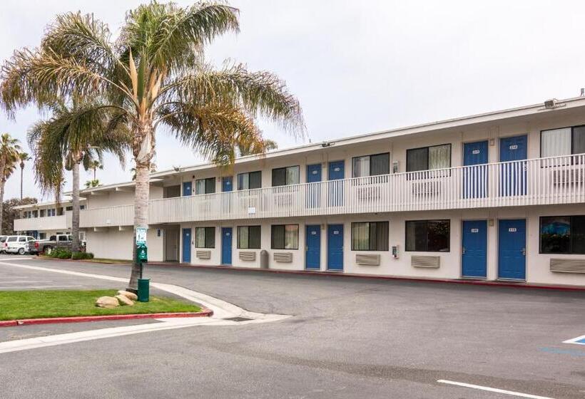 Motel 6 Ventura, Ca Beach