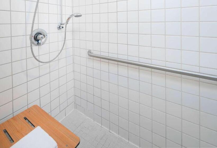 Motel 6 Ventura, Ca Beach