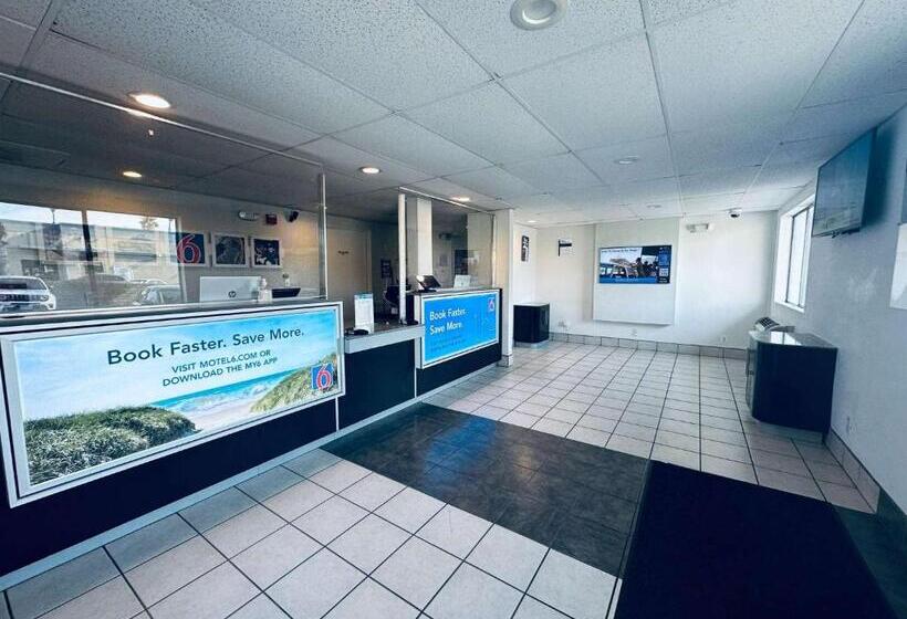 Motel 6 Ventura, Ca Beach