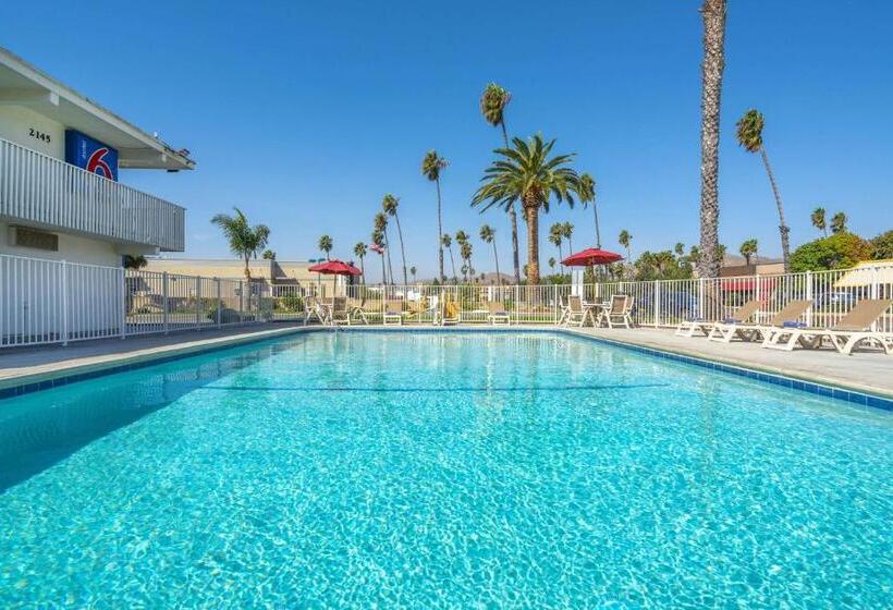 Motel 6 Ventura, Ca Beach