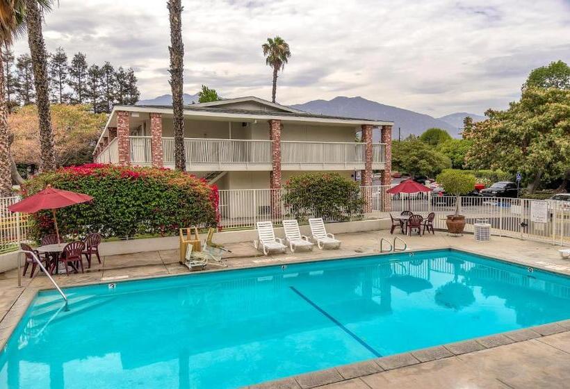 Motel 6arcadia, Ca  Los Angeles  Pasadena Area