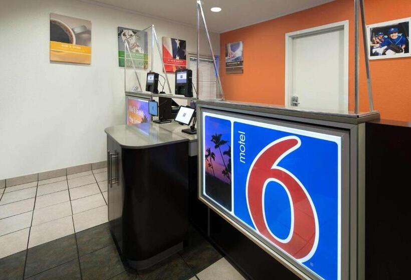 Motel 6arcadia, Ca  Los Angeles  Pasadena Area