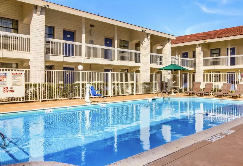 Motel 6 baytown, Tx  Garth Rd