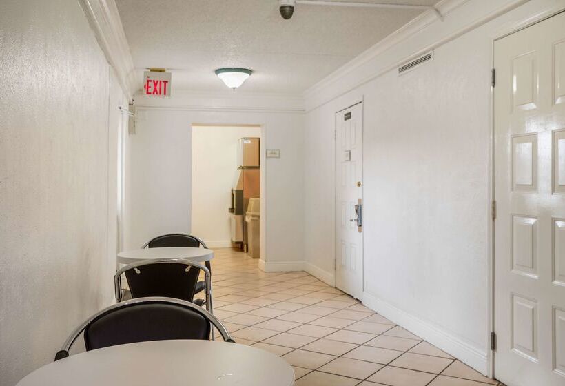 Motel 6 Beaumont, Tx