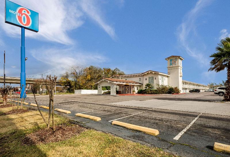 Motel 6 Beaumont, Tx