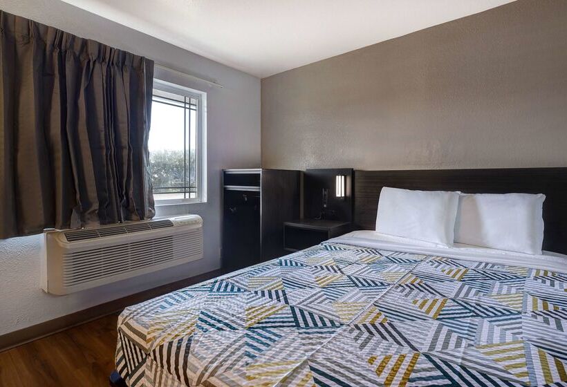 Motel 6buttonwillow, Ca Central