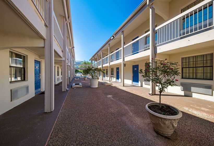 Motel 6dallas, Tx  Farmers Branch