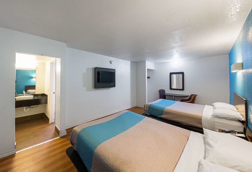 Motel 6grand Prairie, Tx  Interstate 30