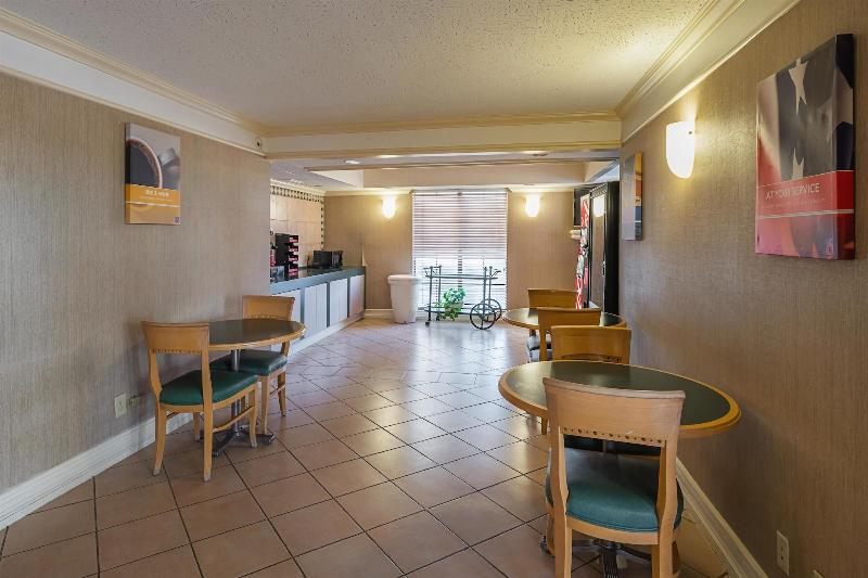 Motel 6grand Prairie, Tx  Interstate 30