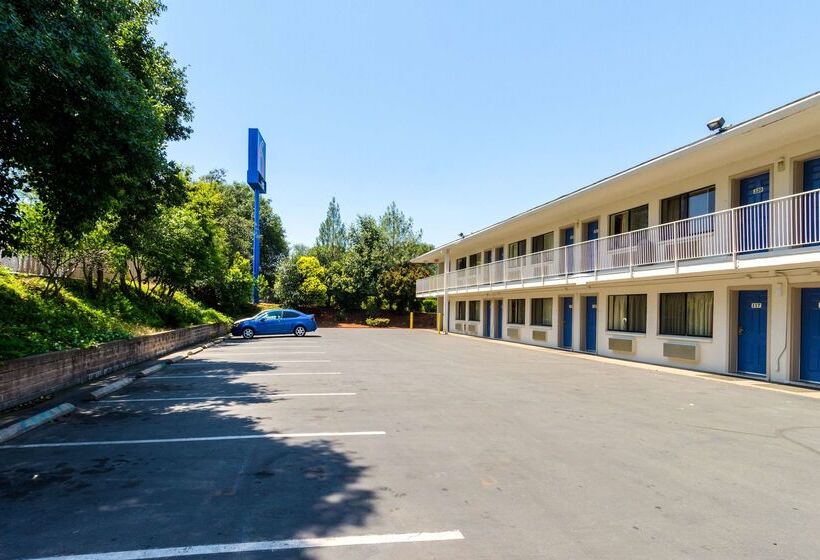 Motel 6redding, Ca  Central
