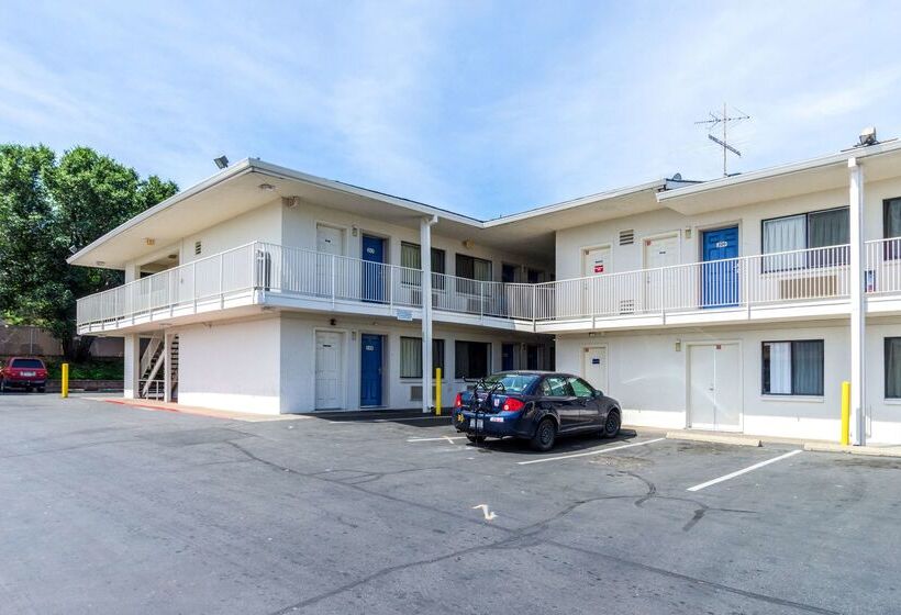 Motel 6redding, Ca  Central