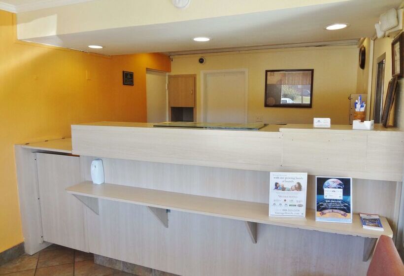 汽车旅馆  Americas Best Value Inn Goldsboro
