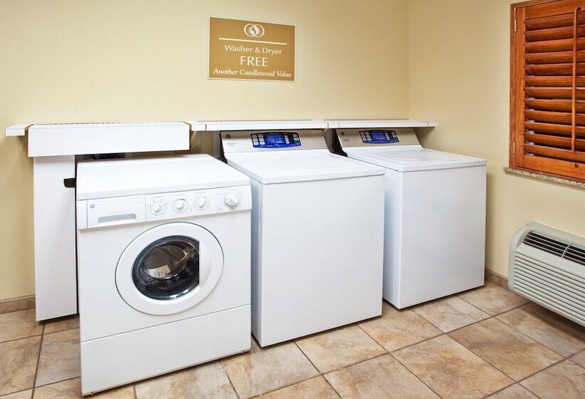 Мотель Candlewood Suites Columbus Fort Benning By Ihg