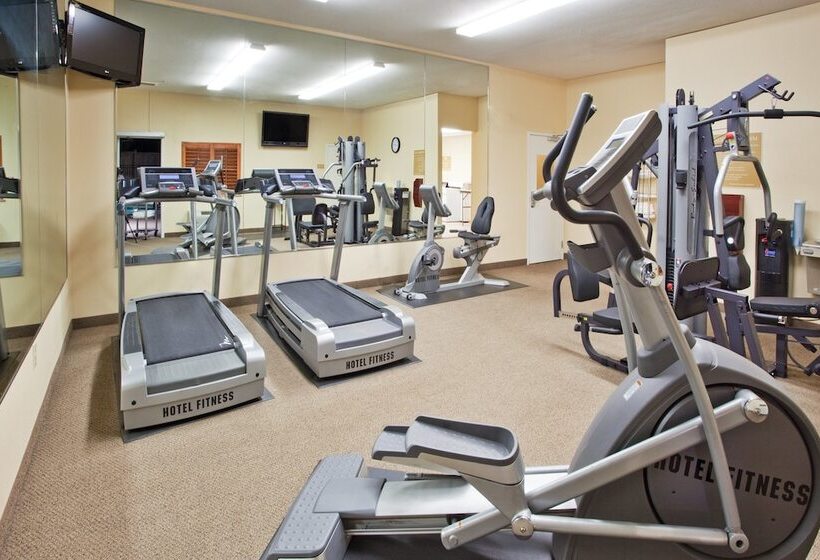 Мотель Candlewood Suites Columbus Fort Benning By Ihg