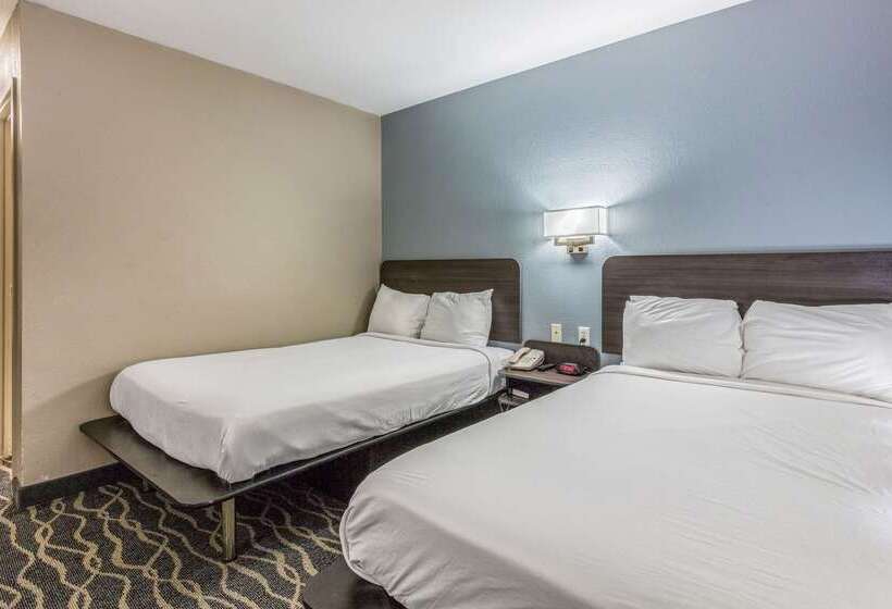 فندق على الطريق Econo Lodge