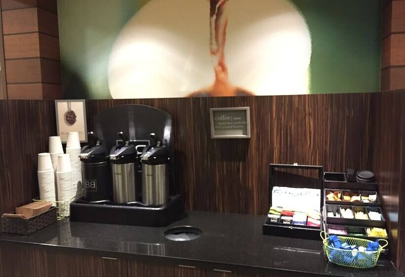 فندق على الطريق Fairfield Inn & Suites By Marriott Valdosta