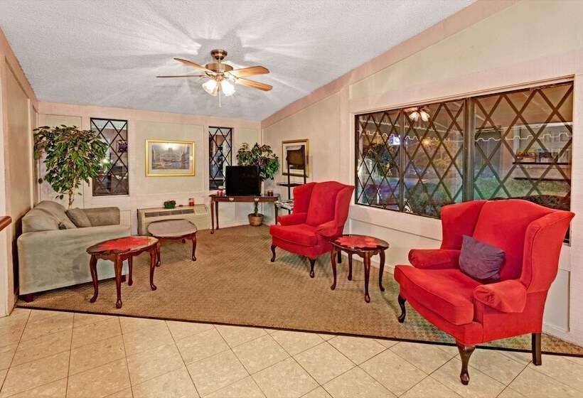 فندق على الطريق Knights Inn Austell